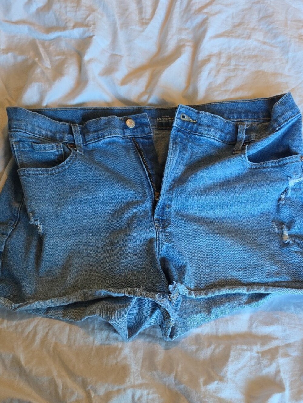 Old Navy Light Blue Distressed Rolled-Hem Denim Shorts
